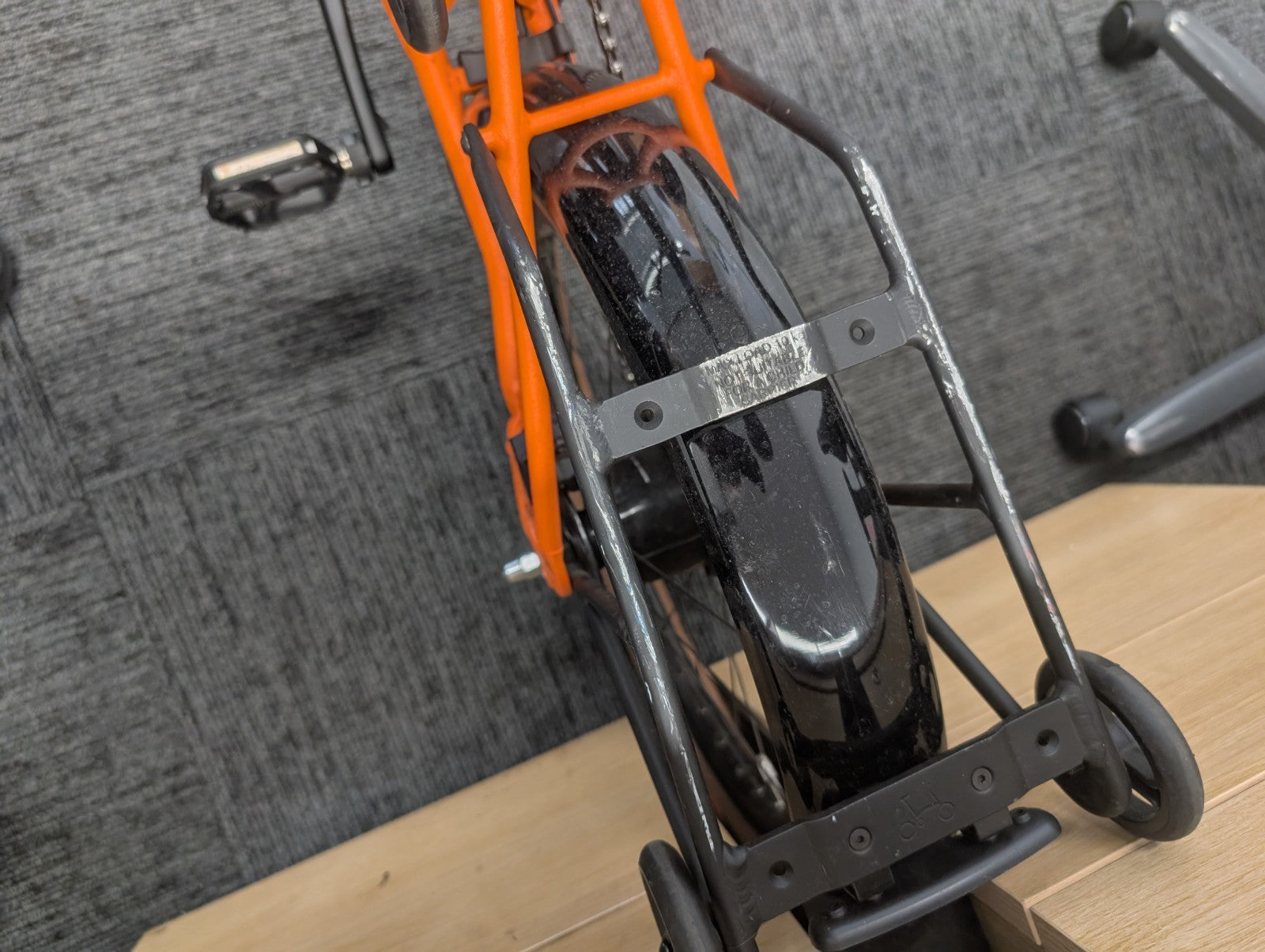 Brompton G Line 8-Speed Large Orange Excellent Condition