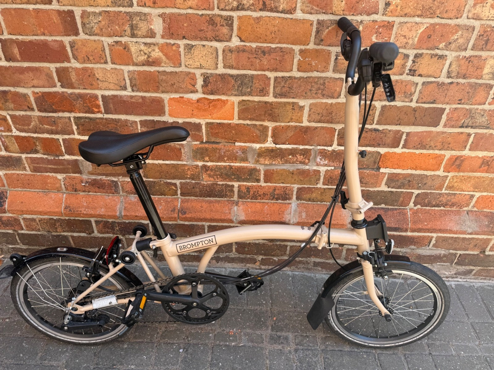 Brompton C-line Dune sand - folding bike