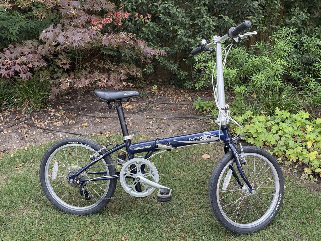 Dahon Speed D7 Folding Bike 7-Speed SRAM Grip Shift