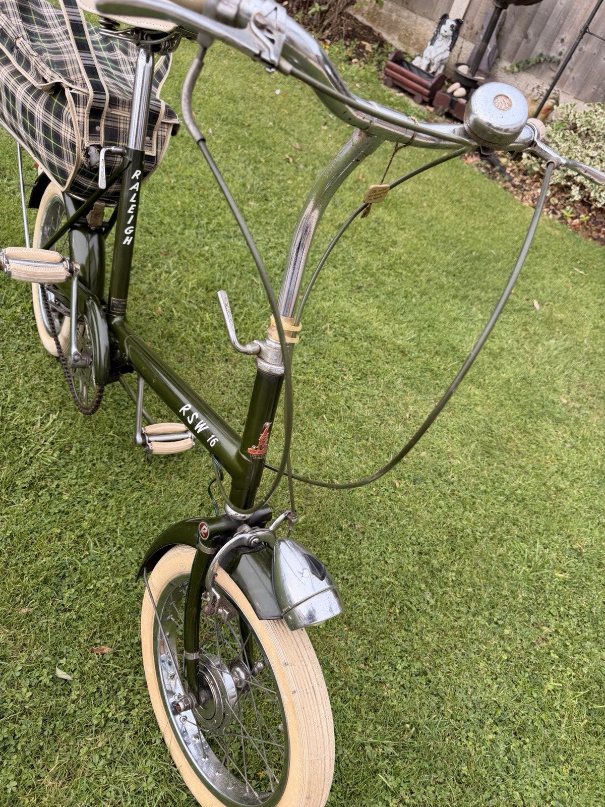 Vintage 1966 Raleigh RSW 16
