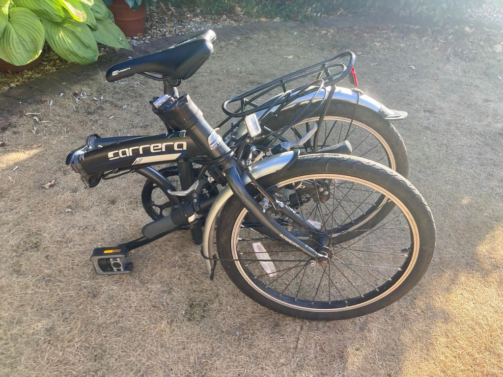 Carrera Intercity Folding Bike 20in 8-Speed V-Brake Rear Rack Mudguards Black