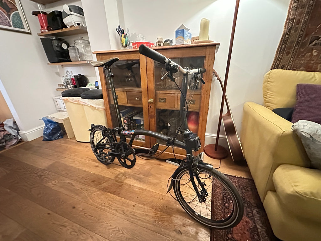 Brompton  P Line 4 Speed Folding Bike, Low Bar, upgraded Parts & Metro Bag