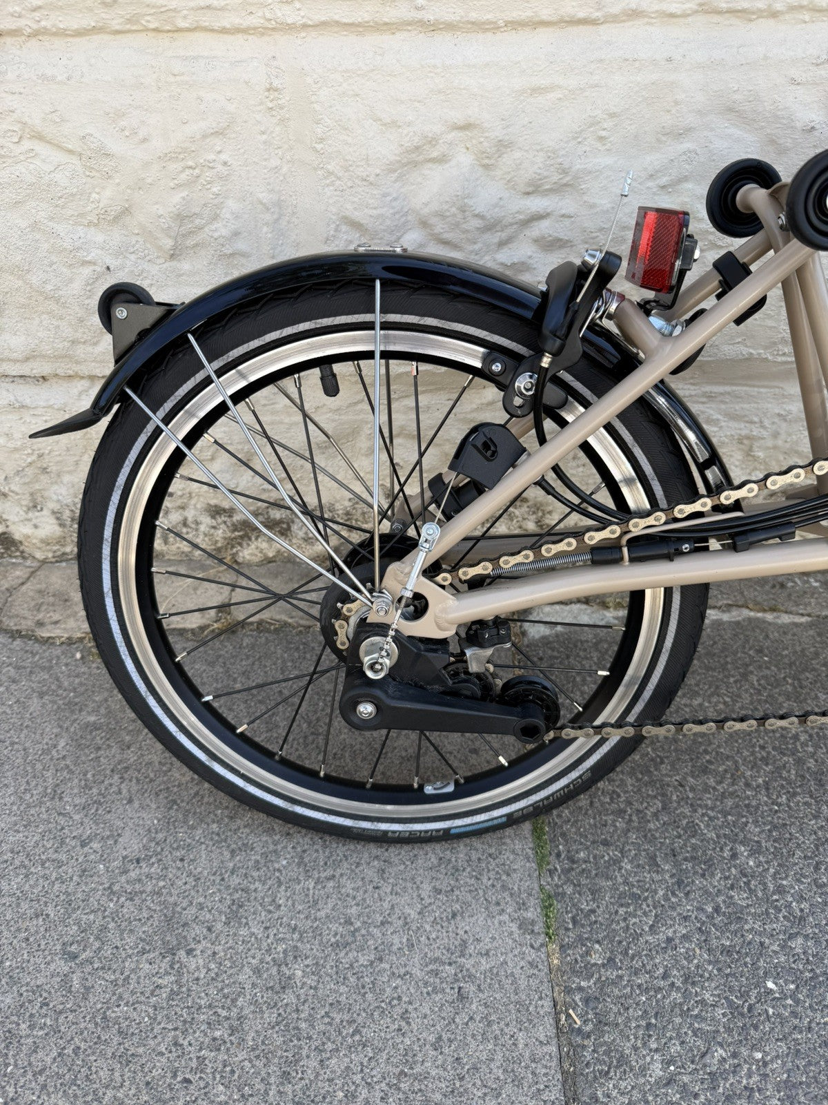 Brompton C Line Explore 2024 Folding Bike 6-Speed, Mid-Bar (Colour: Dune Sand)