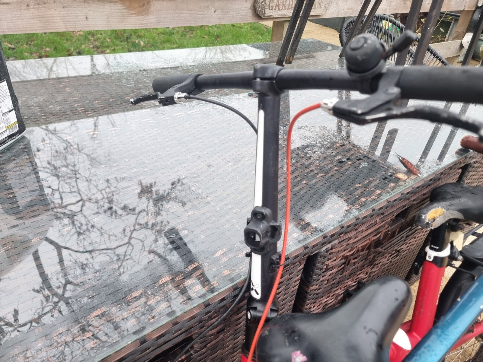 Btwin Tilt Aluminium Folding Bike Ideal Motorhome Car Commuting