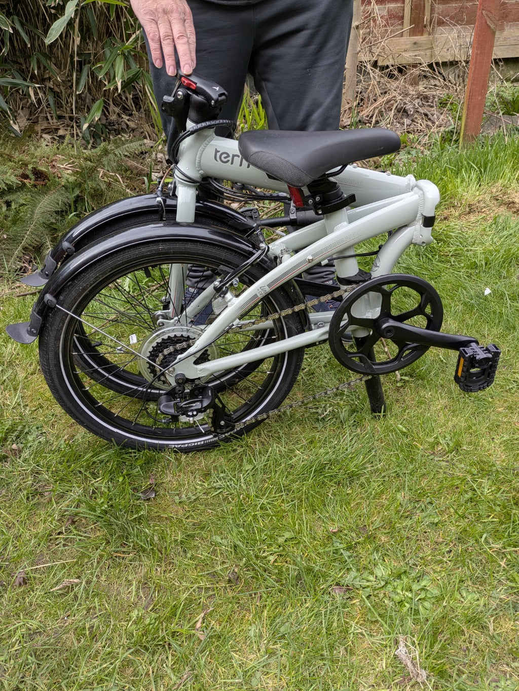 Tern Link C8 Folding Bike Grey
