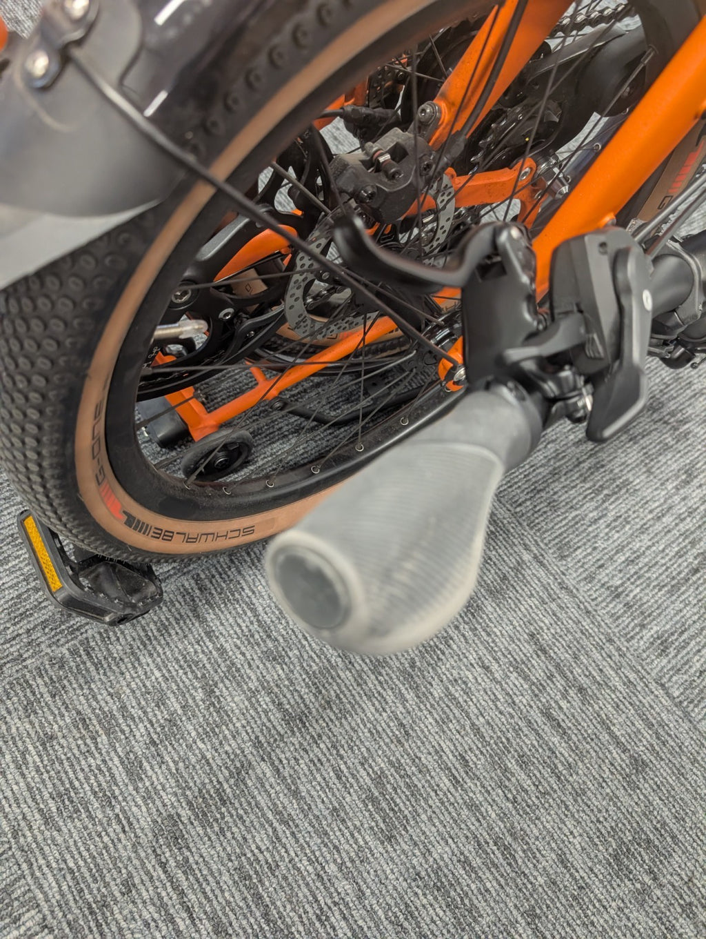 Brompton G Line 8-Speed Large Orange Excellent Condition