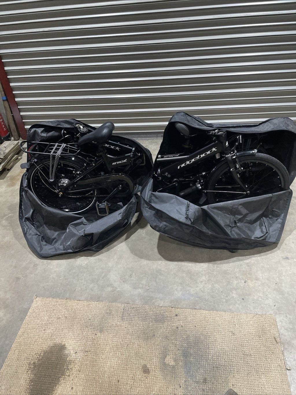 2 Ridgeback Fold Away Bicycles. 20 Wheels Excellent Condition with Carry Bags