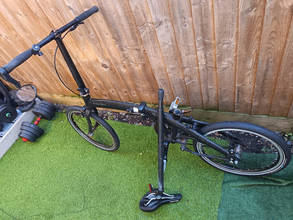 Dahon Folding Bike – Black – Compact & Lightweight
