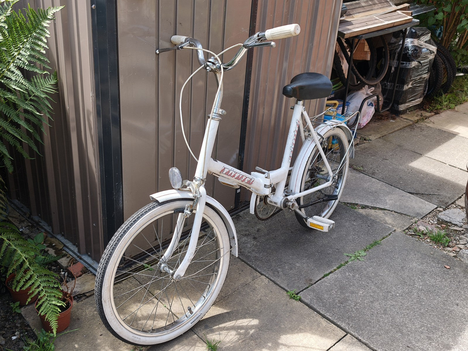 Vintage Universal Uni Sport 20" Folding Bike - Single Speed.