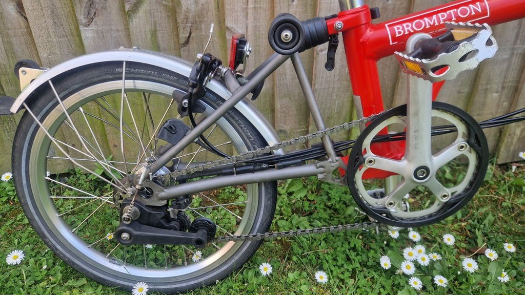 Brompton M6L Superlight Titanium 6 Speed - Red - Very Good Condition