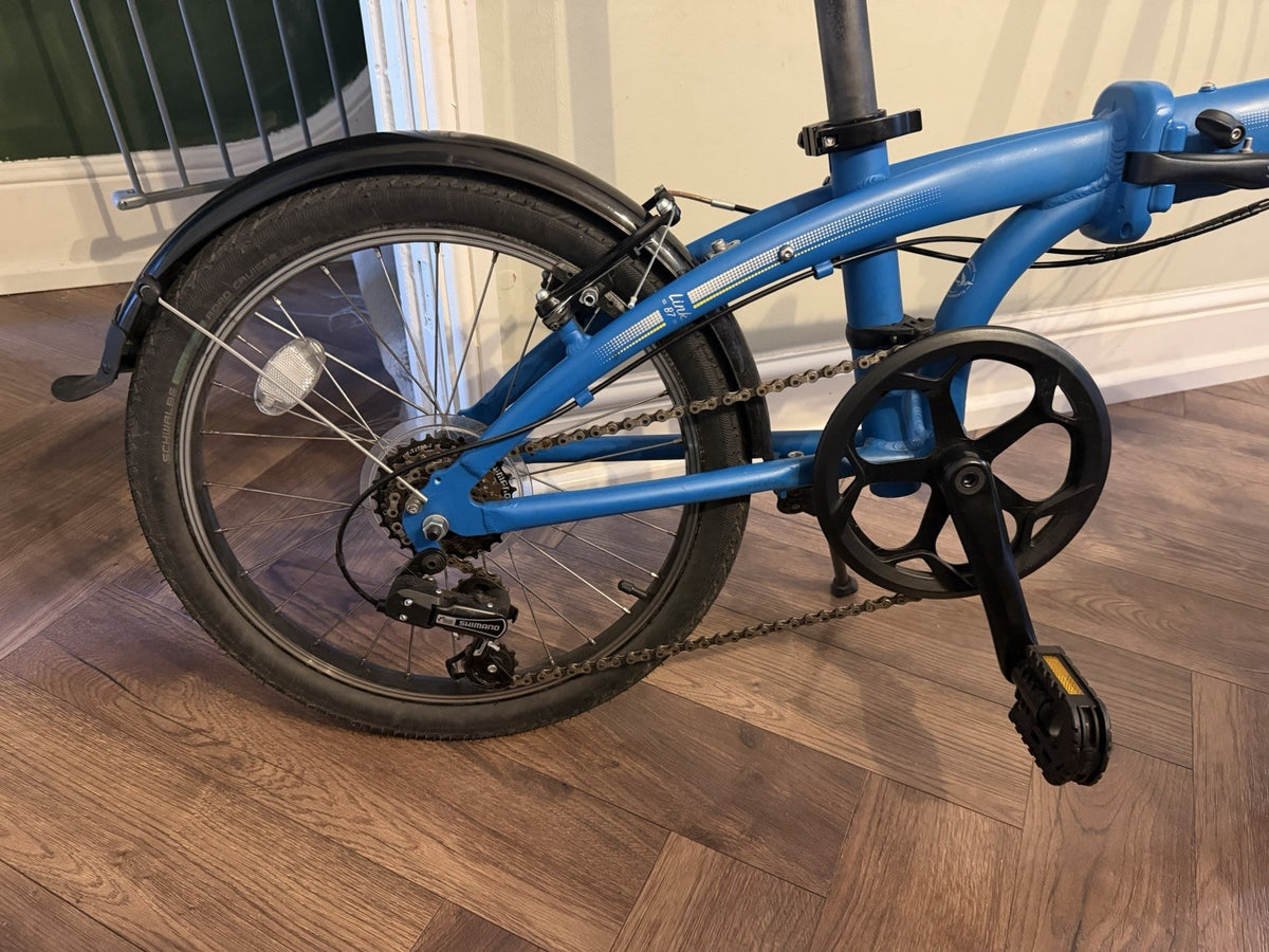 Tern Link B7 Folding Bike with 20 inch Wheels, 7 Speed. Light Blue
