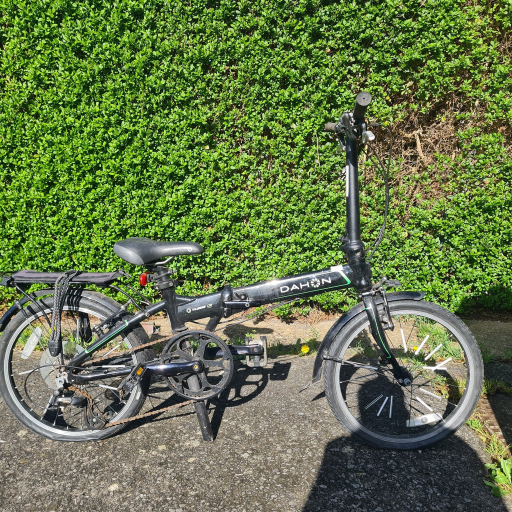 Dahon Vitesse D8 Folding Bike - Black/Green - Project/Spares or Repair