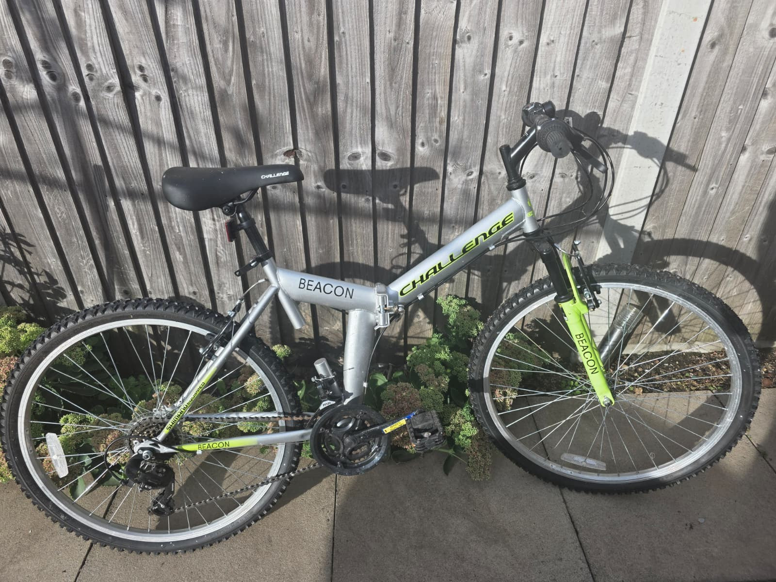 Beacon Challenger Foldable Mountain Bike- Nearly New