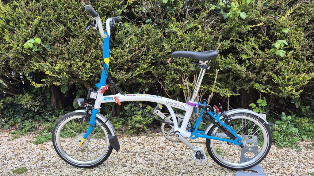 BROMPTON A-LINE UNUSED 3 SPEED FOLDING BIKE SERVICED IMMACULATE CONDITION