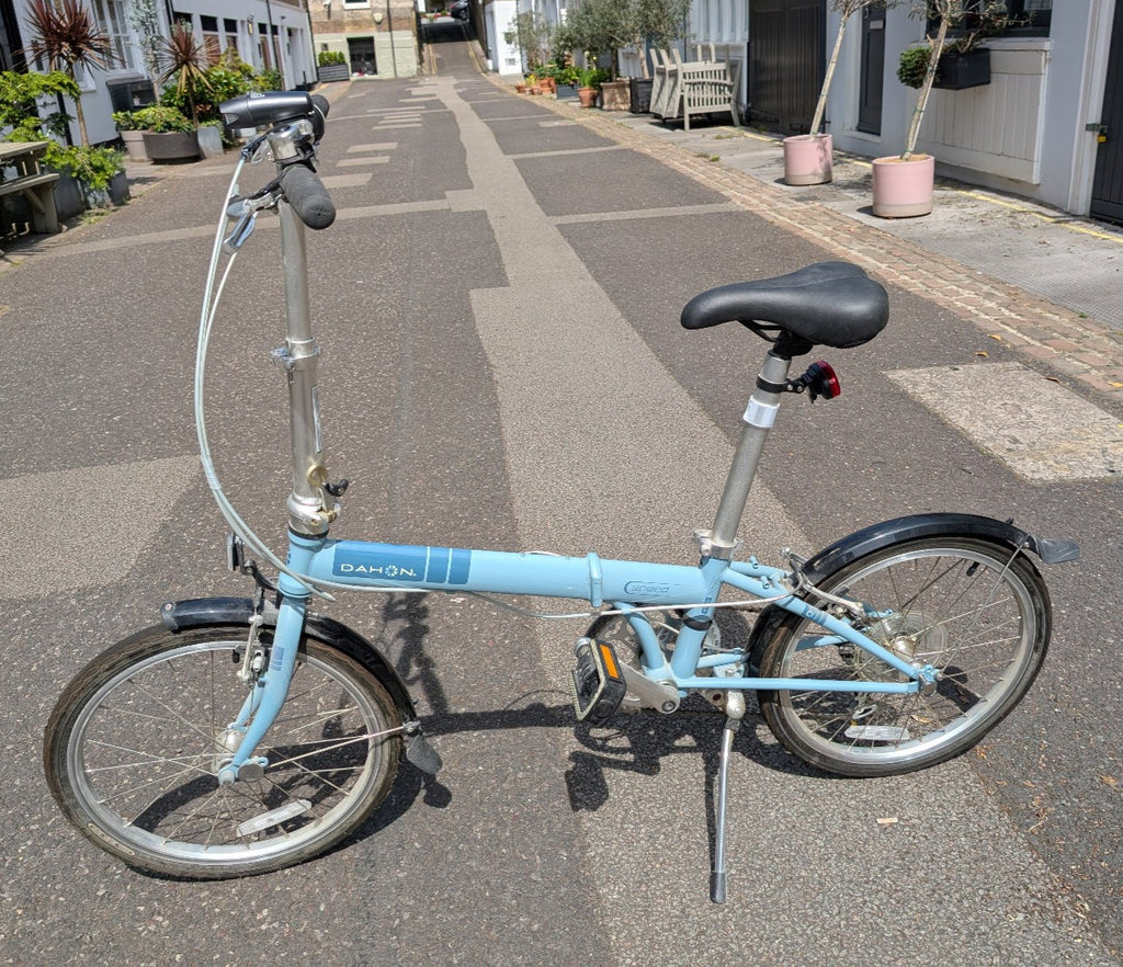 Dahon Speed D7 folding bike with Abus D-lock - ideal commuter - great condition