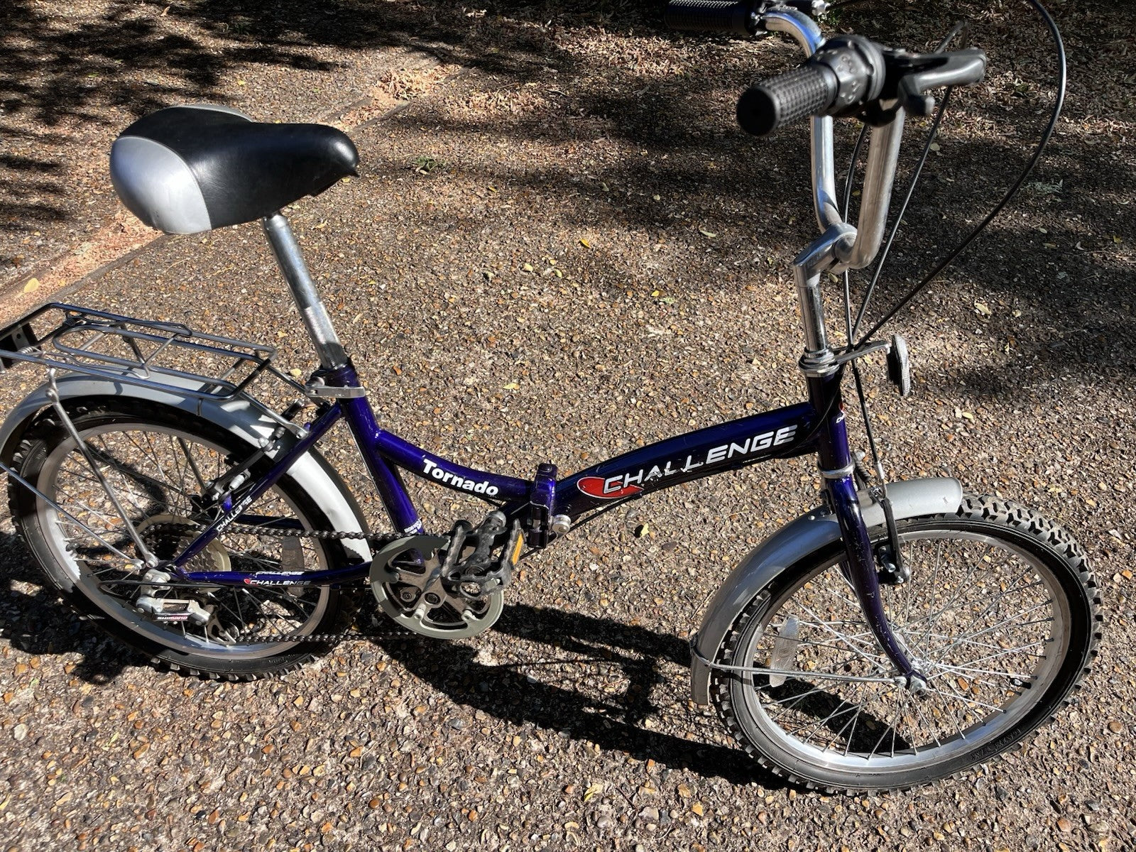 Tornado Challenge Unisex Folding Bike 20 Inch Wheels 7 Speed Gears