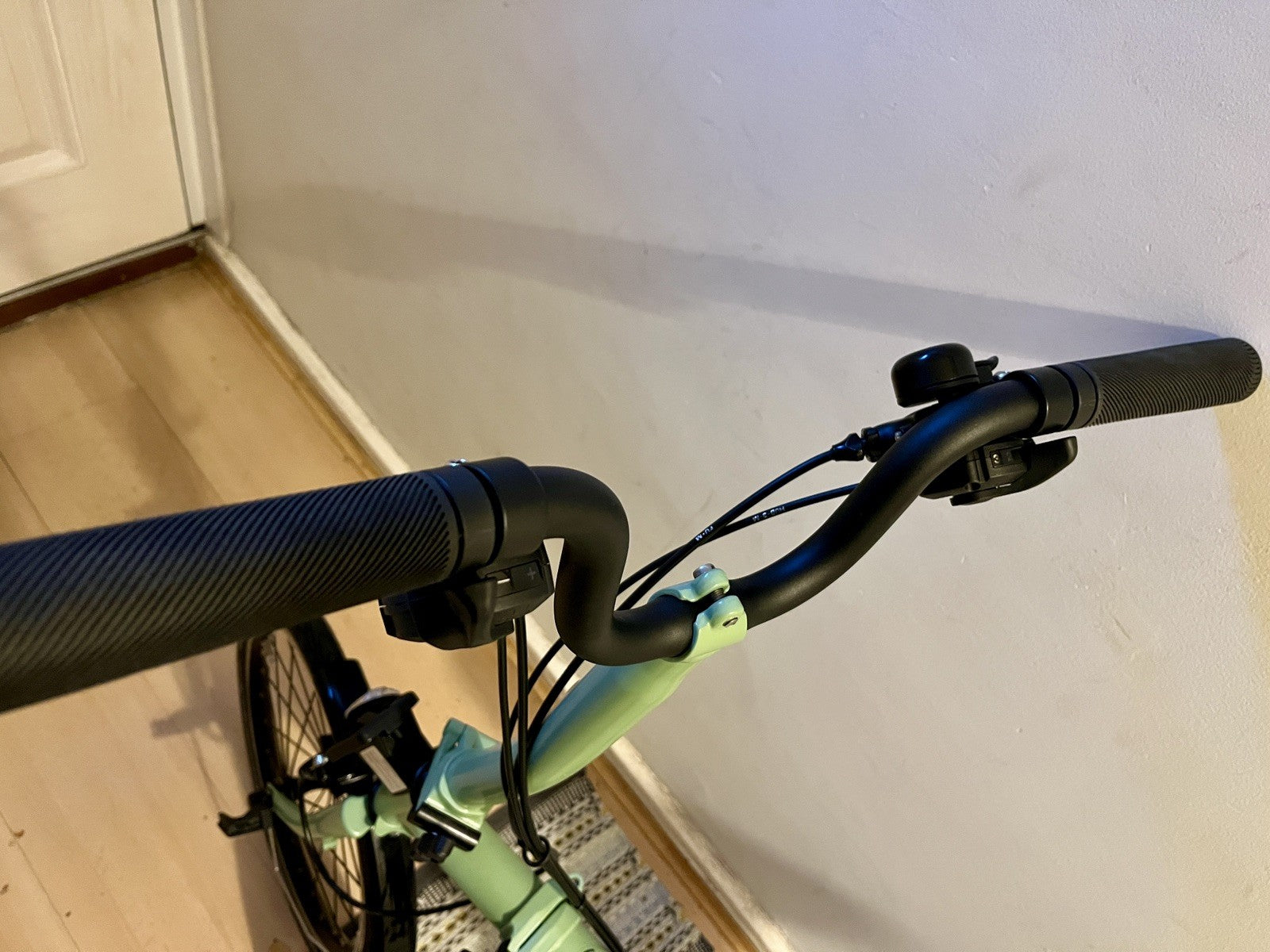Brompton C Line Explore, 6-Speed, Matcha Green, Black Ed, Mid Handlebar 2025