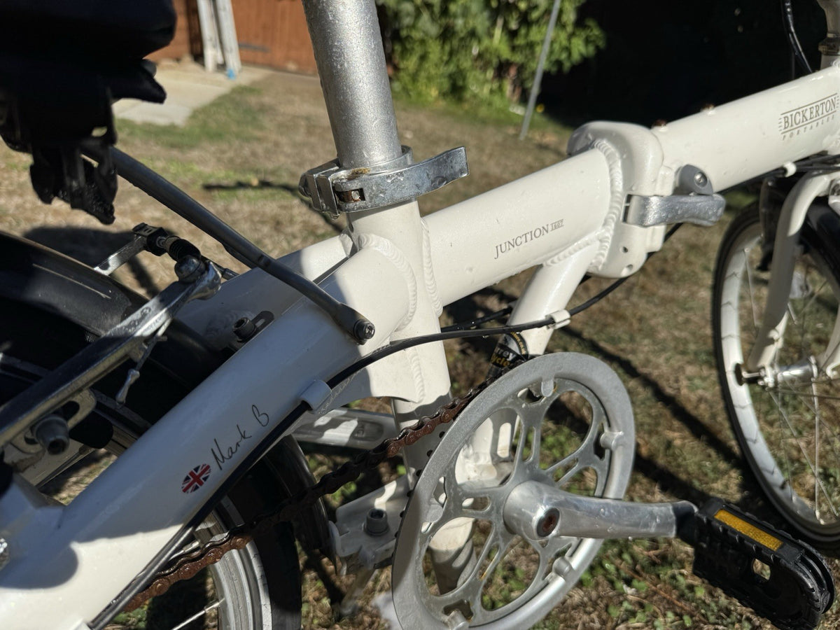 Bickerton Junction 1607 Country Folding Bike  with pannier, bike pump and lock