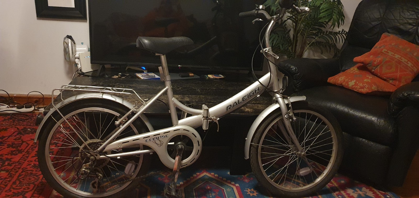 Raleigh Eclipse  6 Speed Folding Bike Shimano Gears Commuting *COLLECTION ONLY*