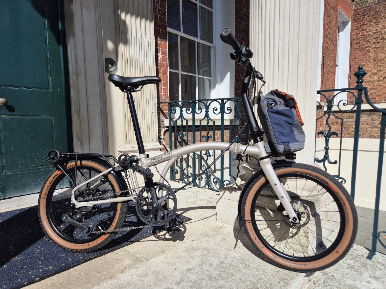 Brompton G Line 4 Speed Medium Super Roller Folding Bike £2850