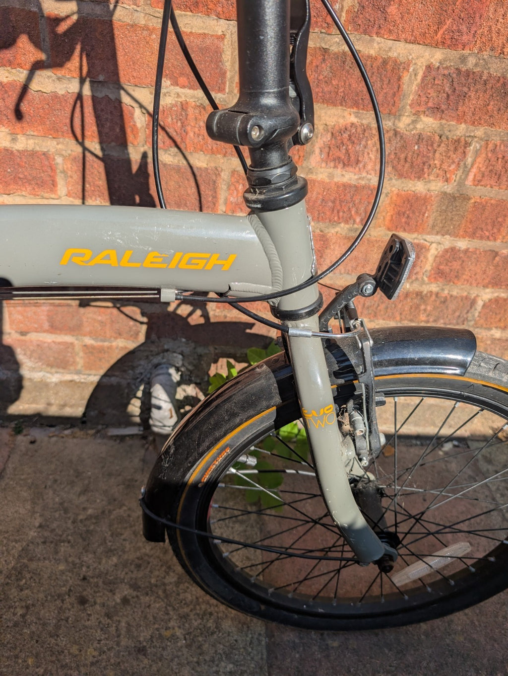 Raleigh Evo Two Folding Bike 20" Aluminium Frame Great Condition