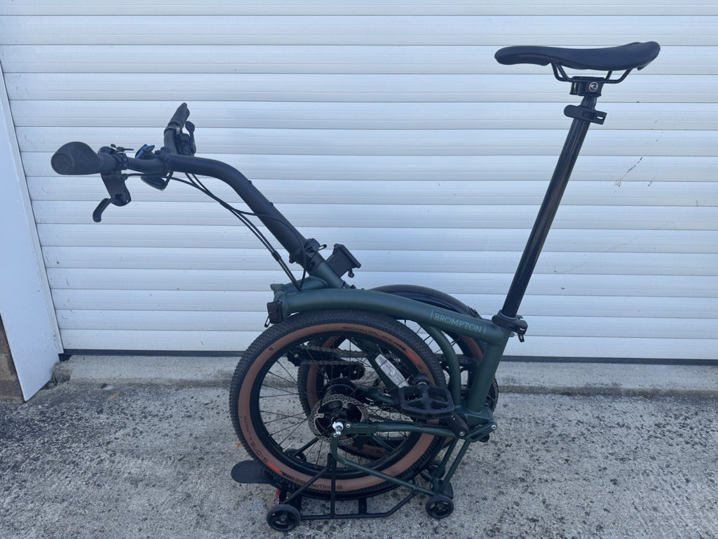 Brompton G Line 8-Speed (Large) 2026, Under 10 Miles, tools, warranty