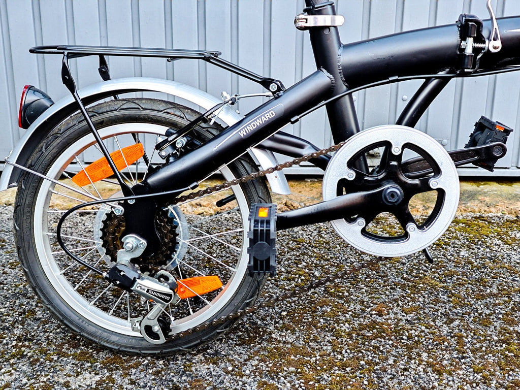 Windward Folding Bike   6 Shimano  Gears  16' Wheels' Bicycle  Fold Up v-Brakes