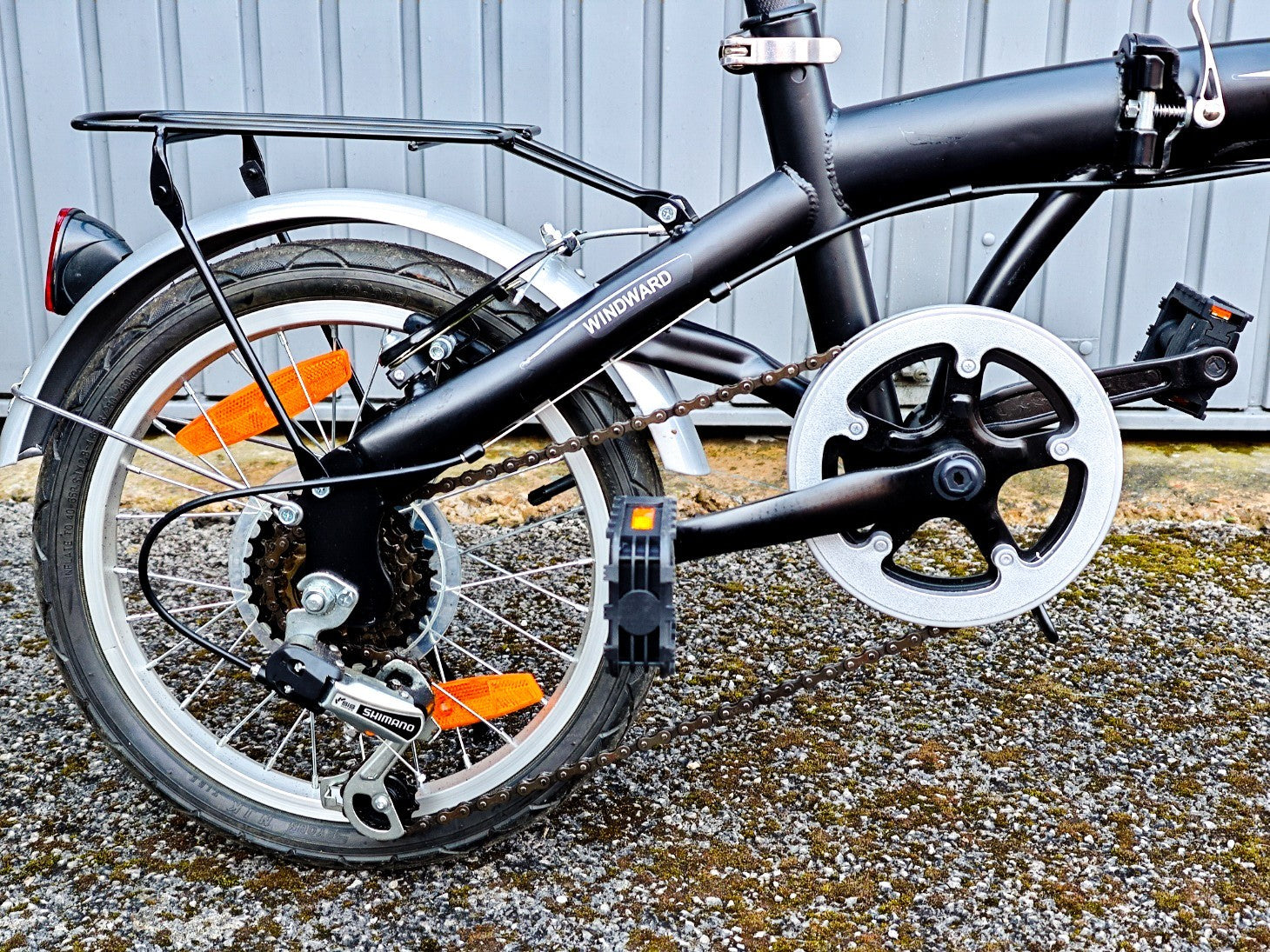 Windward Folding Bike   6 Shimano  Gears  16' Wheels' Bicycle  Fold Up v-Brakes