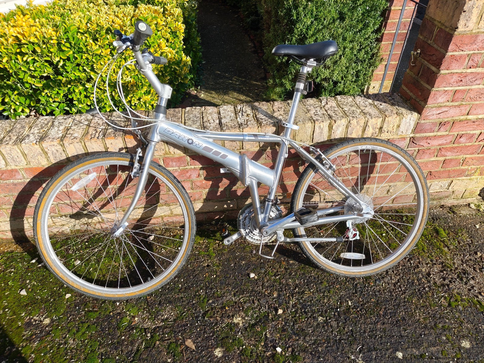 Dahon Espresso Folding Bike 26in silver