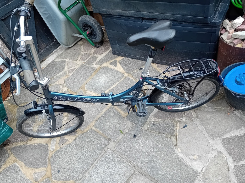 Raleigh Swift Folding Bike