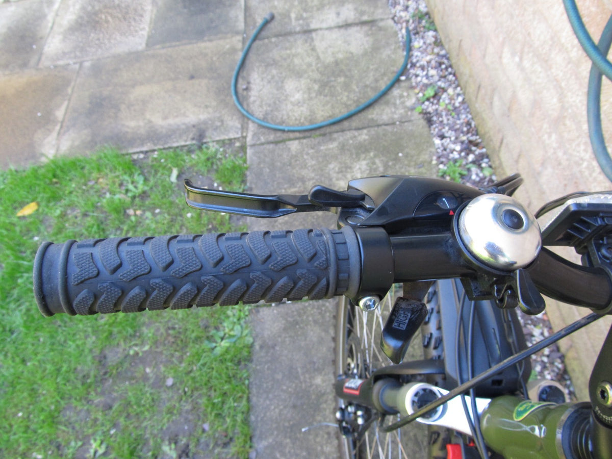 BIKE MOUNTAIN BI FOLD front  DISC BRAKES 26" WHEELS UNISEX-EXCELLENT CONDITION
