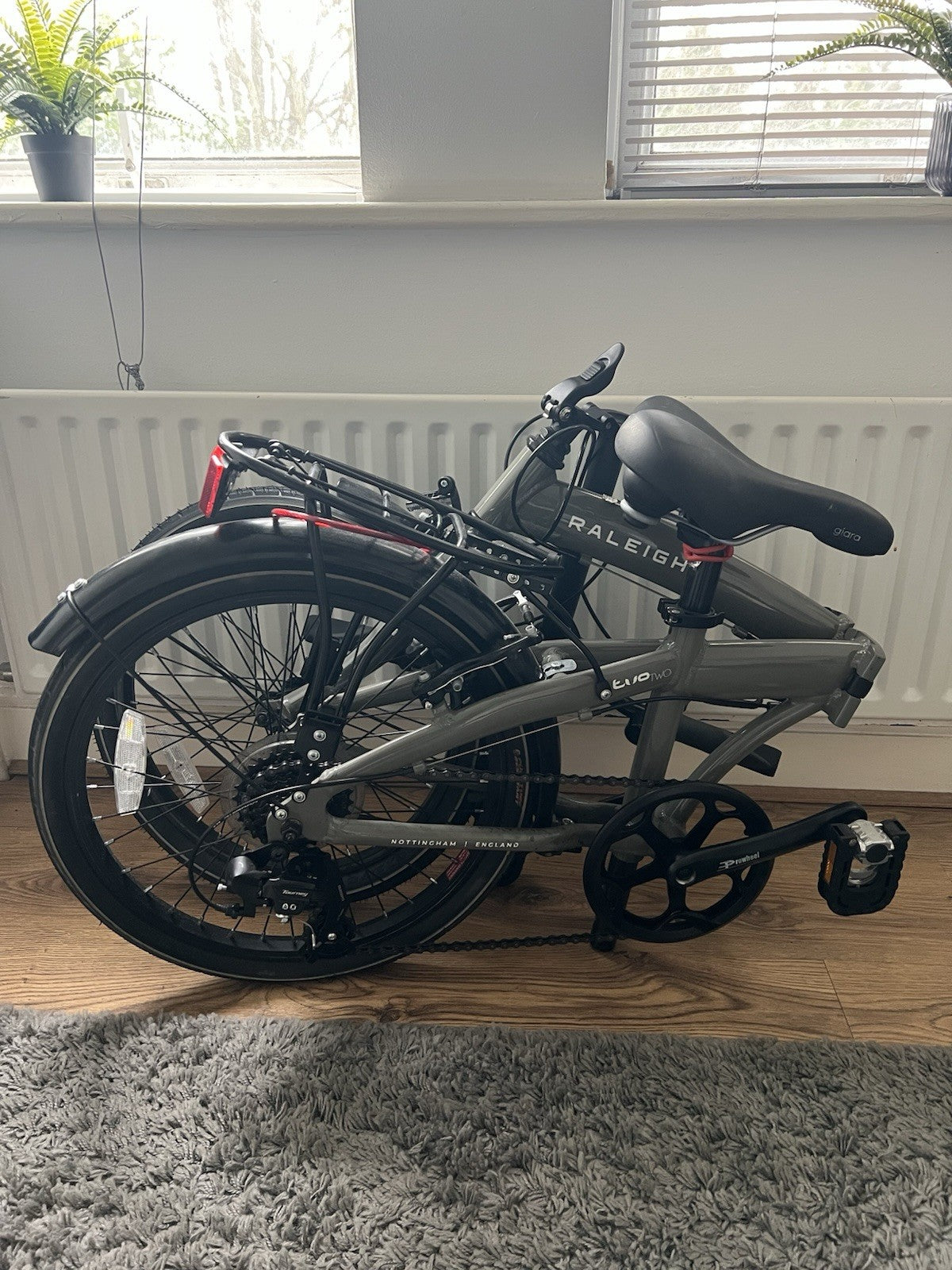 Raleligh 6 Gear Folding Bike (grey)