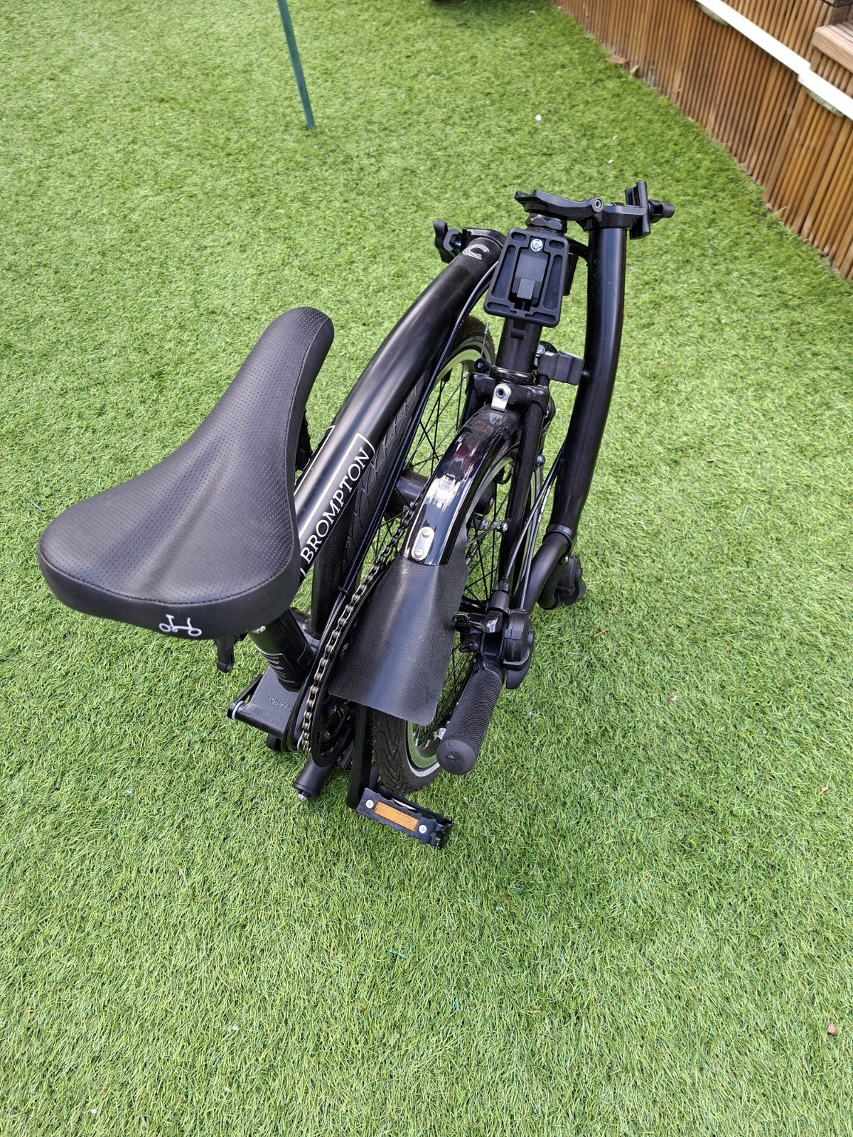 Brompton  C Line Explore  6-SPEED 2023– RIDDEN ONCE - Immaculate