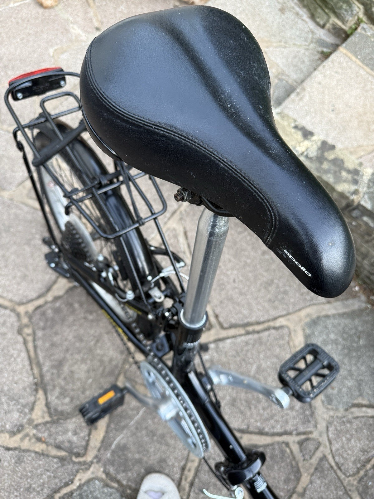 Apollo 20 inch wheel Folding Bike with Storage/carry Bag