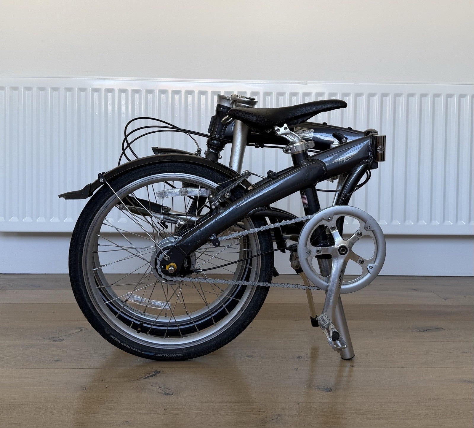 Dahon Mu XL Sport 8-Speed Folding Bike