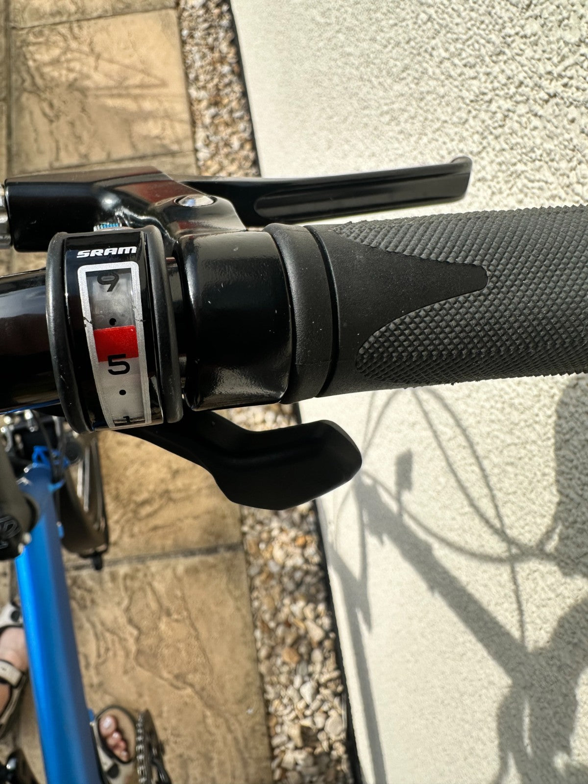 Mezzo Folding Bike D9 very lightly used 9 gears excellent condition