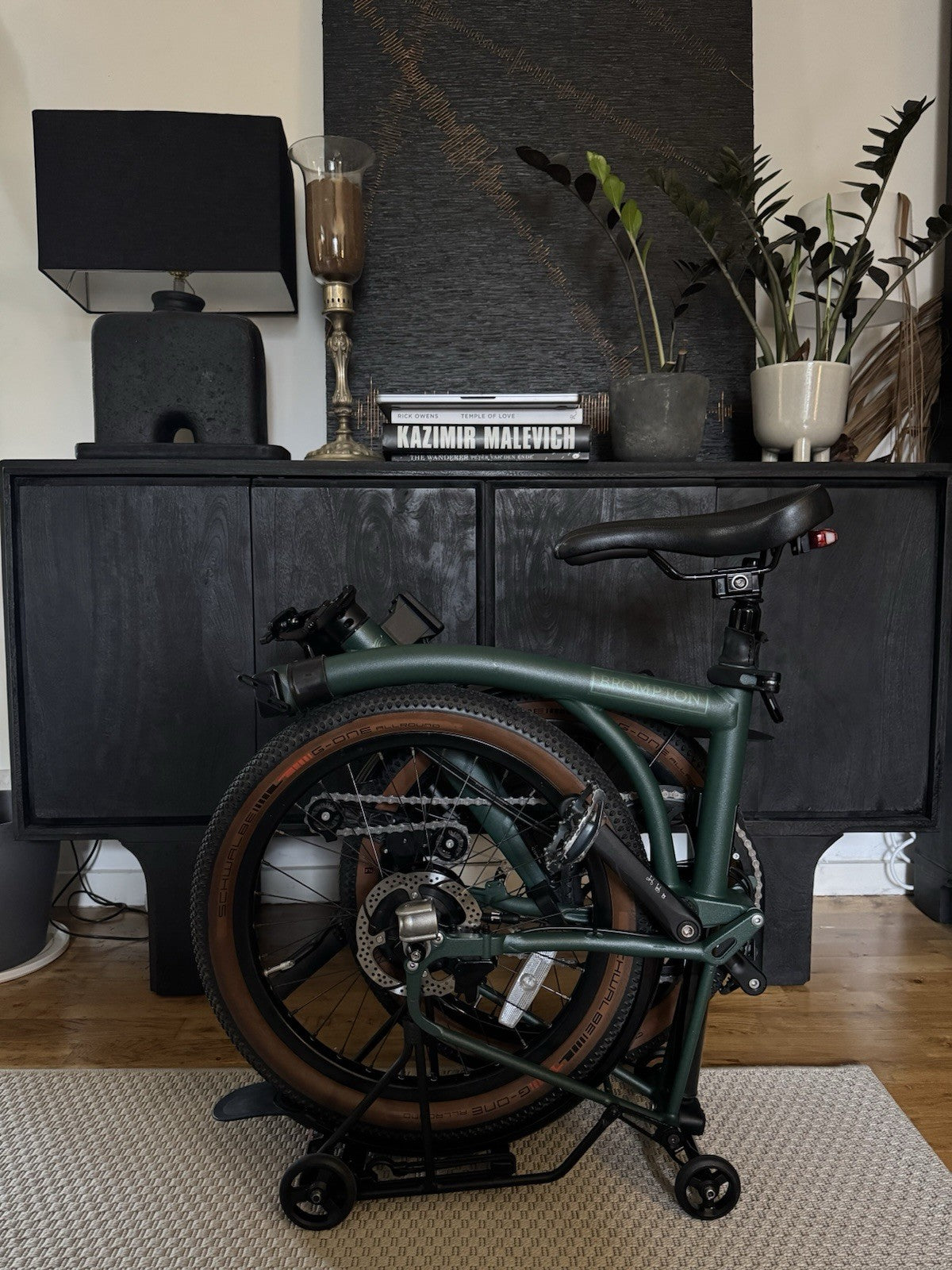 Brompton G Line Forest Green M-Size Folding Bike, Alfine 8