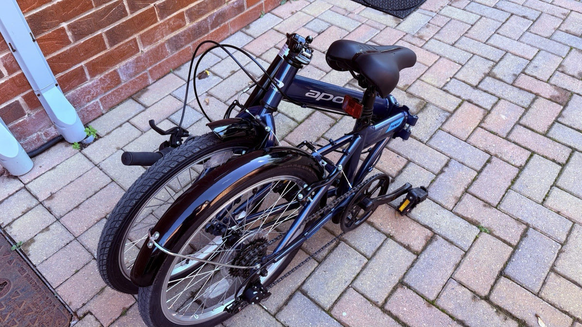 Apollo TranSport 20in Folding Bike Blue/Black Mudguards Reflectors V-Brakes