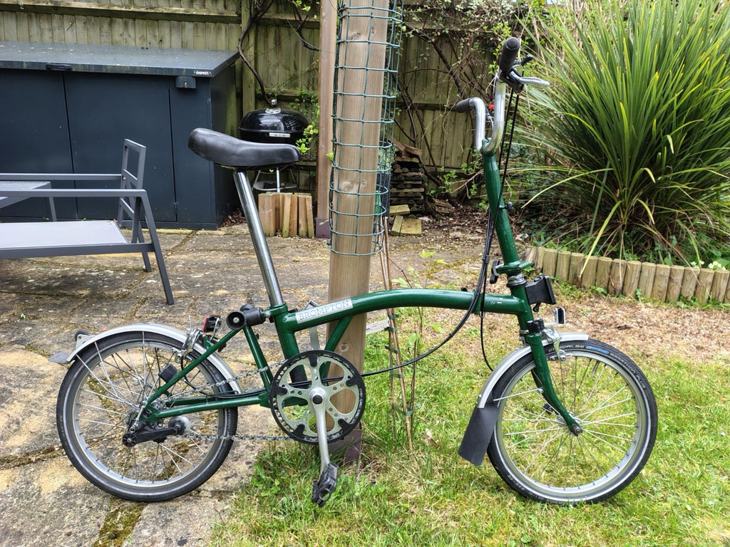 Brompton folding bike 3 speed - racing green - very good condition