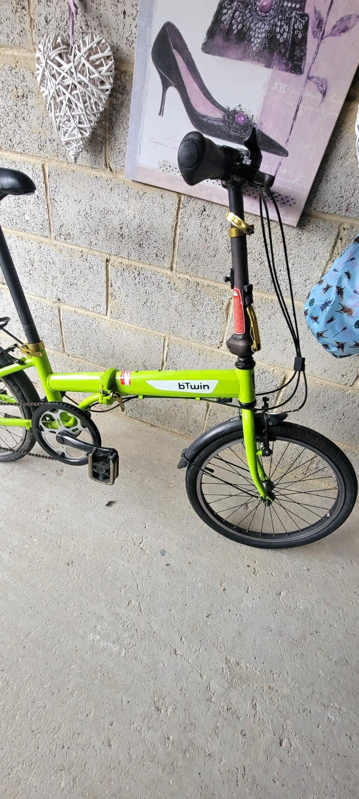 B’TWIN Hoptown 20in Folding Bike Green, Mudguards, Rear Rack, Bell