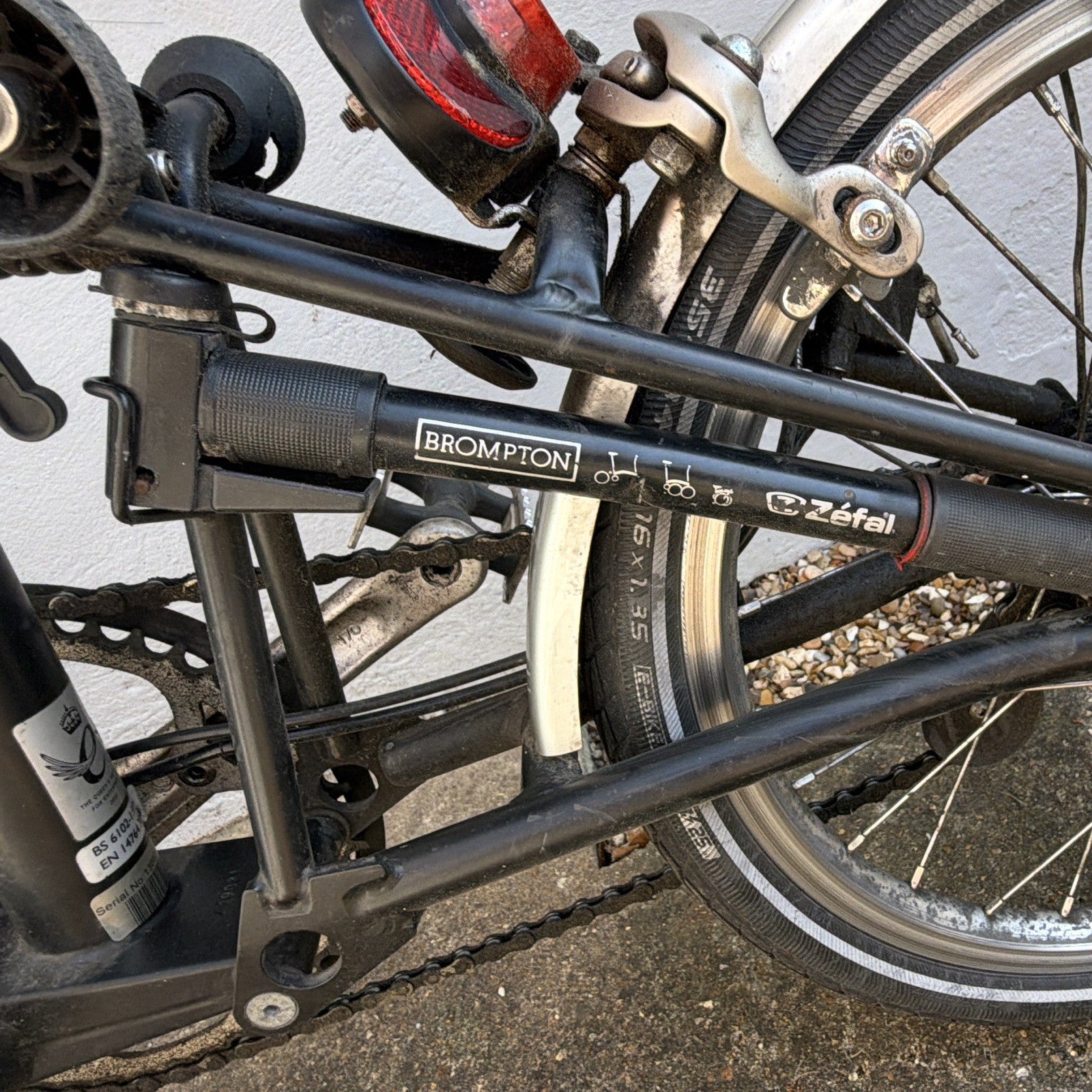 Brompton Folding Bike 16in Black Unisex Adults, Mechanical Rim Brakes