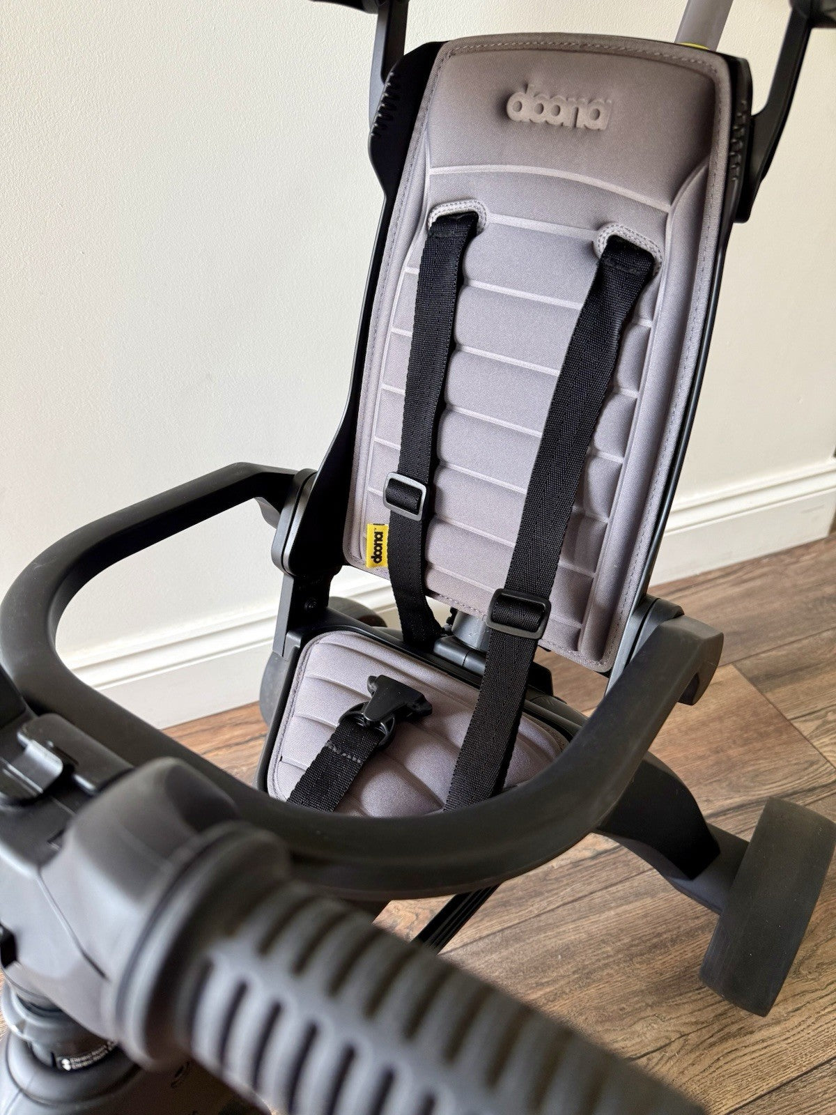 Doona Liki Trike S1 Grey Hound – 5-in-1 Folding Toddler Trike – Excellent Condit