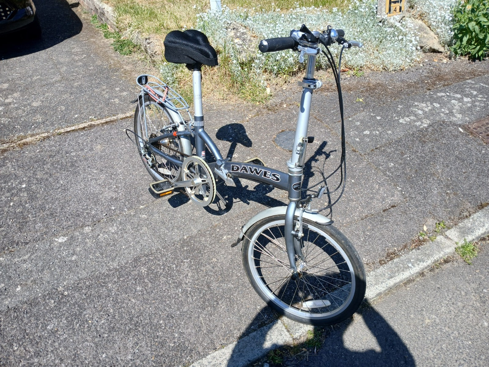 dawes alluminium folding pushbikr