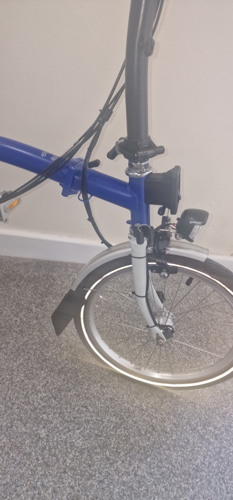Brompton C line 3 Speed DYNAMO Light + FREE UK & low cost World DELIVERY