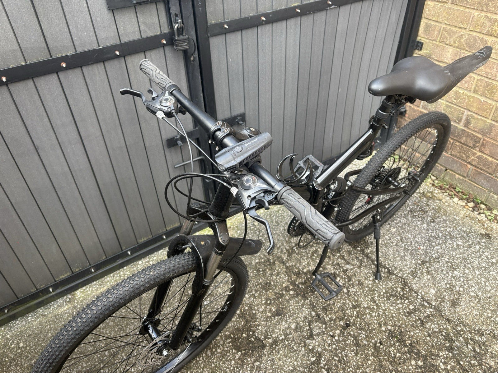 Folding mountain bike