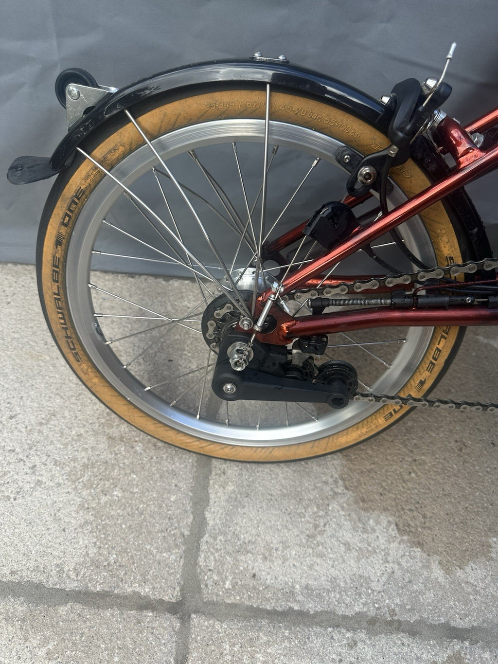 Brompton S6L, excellent condition £600+ in upgrades.