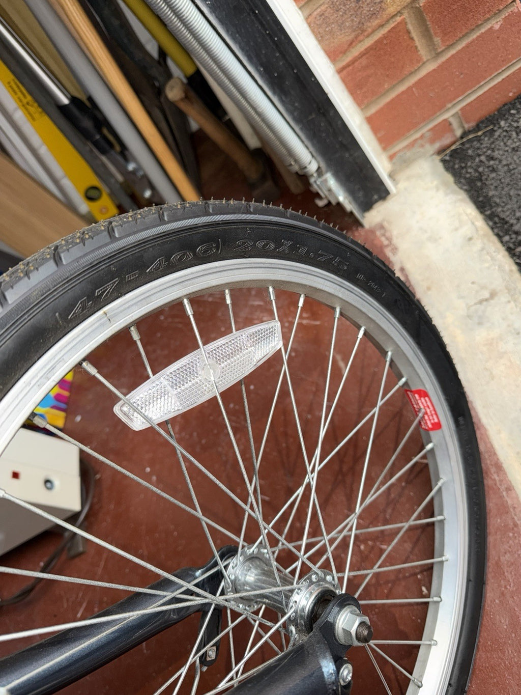 A Pair Of Raleigh Evo 7sp Airlight Folding Bike Aluminum, 20" Wheels