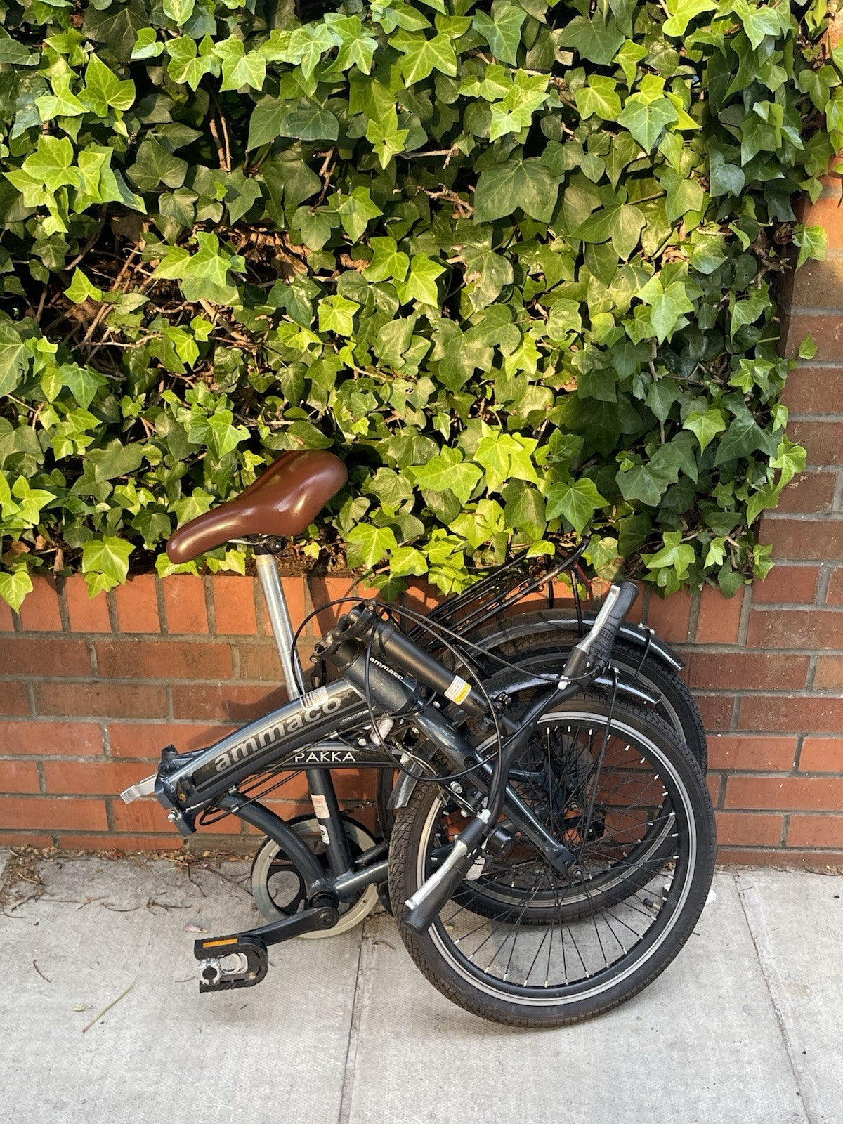 Ammaco Pakka Folding Bike Compact Commuter Bike w/ Rear Rack VGC