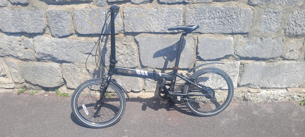 DAHON Vitesse Folding bike 5 Speed - With Bag and quick release mud guards