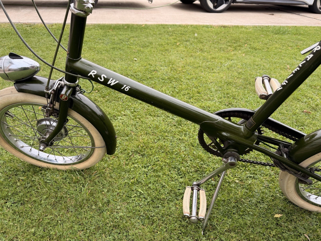 Vintage 1966 Raleigh RSW 16
